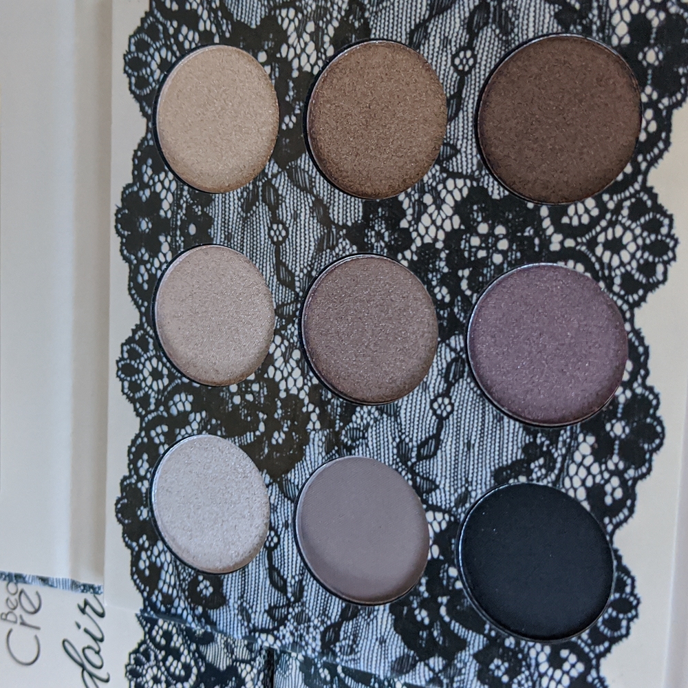 Boudoir Shadows Eyeshadow Palette